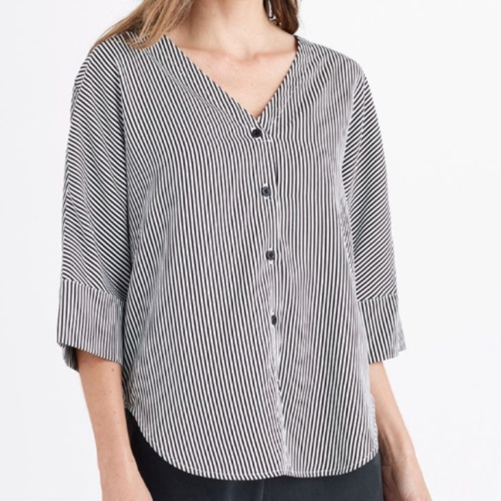 VETTA Capsule 100% TENCEL Boyfriend Top